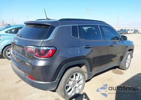 2023 Jeep Compass Latitude Lux Fwd z USA, uszkodzony, nr VIN 3C4NJDFN7PT502112